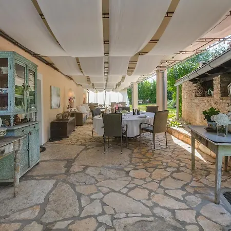 Boutique Stancija 1904 Adults Only דירה *