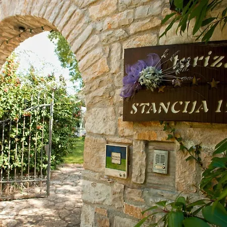 Boutique B&B Stancija 1904 Adults Only Apartment