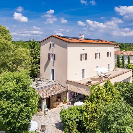 Boutique B&B Stancija 1904 Adults Only Apartment